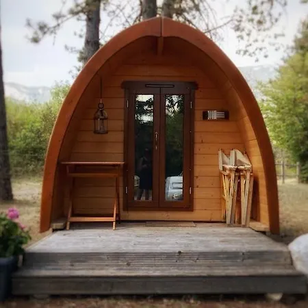 Luxusní stan En Bois Pod 2 Champfromier